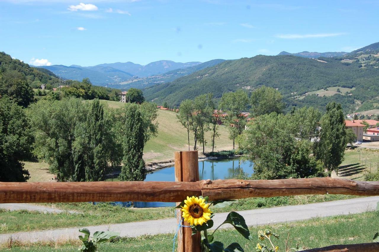 Appartamenti Cenni - Relais Su Lago Varsi Eksteriør billede